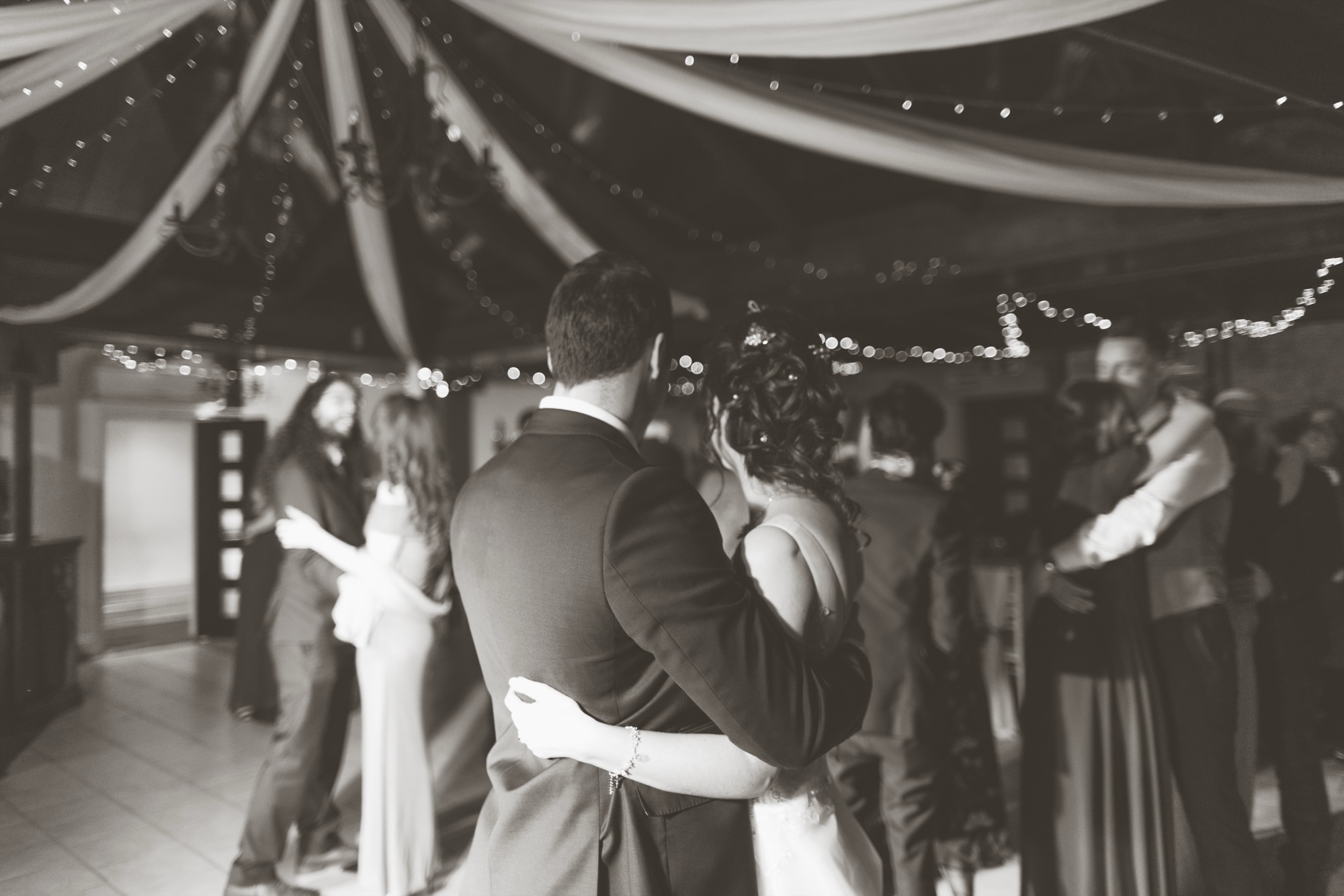Wedding highlight film delivered after the day